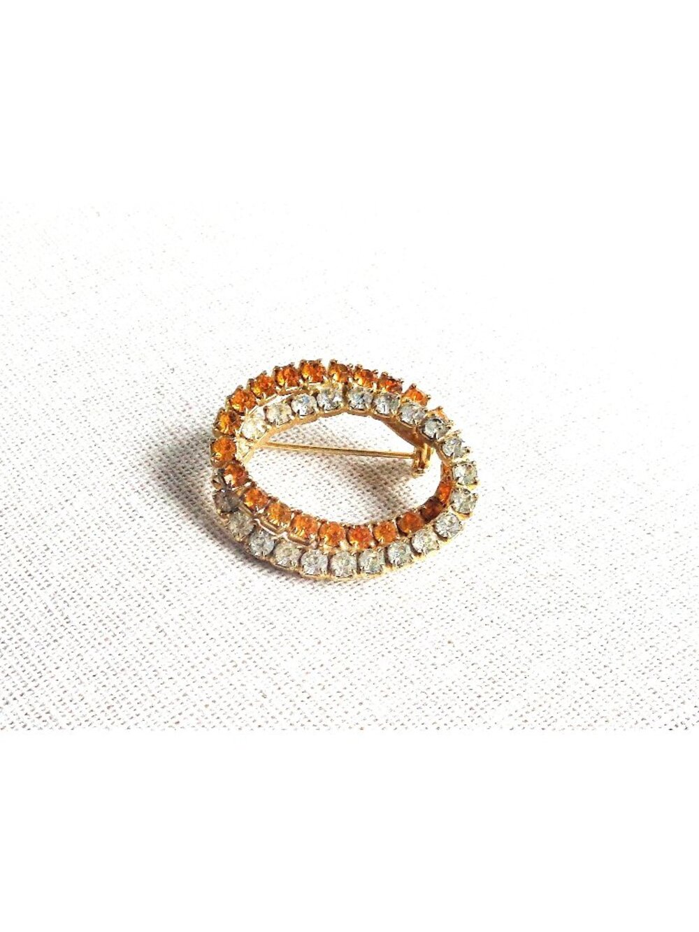 Vtg Gold Tone Orange Clear Rhinestone Double Circle Oval Intertwined Brooch Fall
